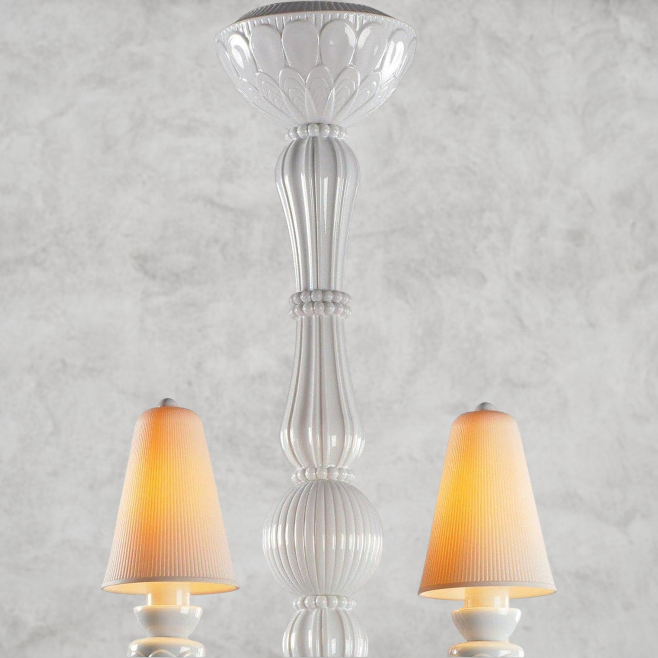 Vintage Nexora 8-Lights Chandelier